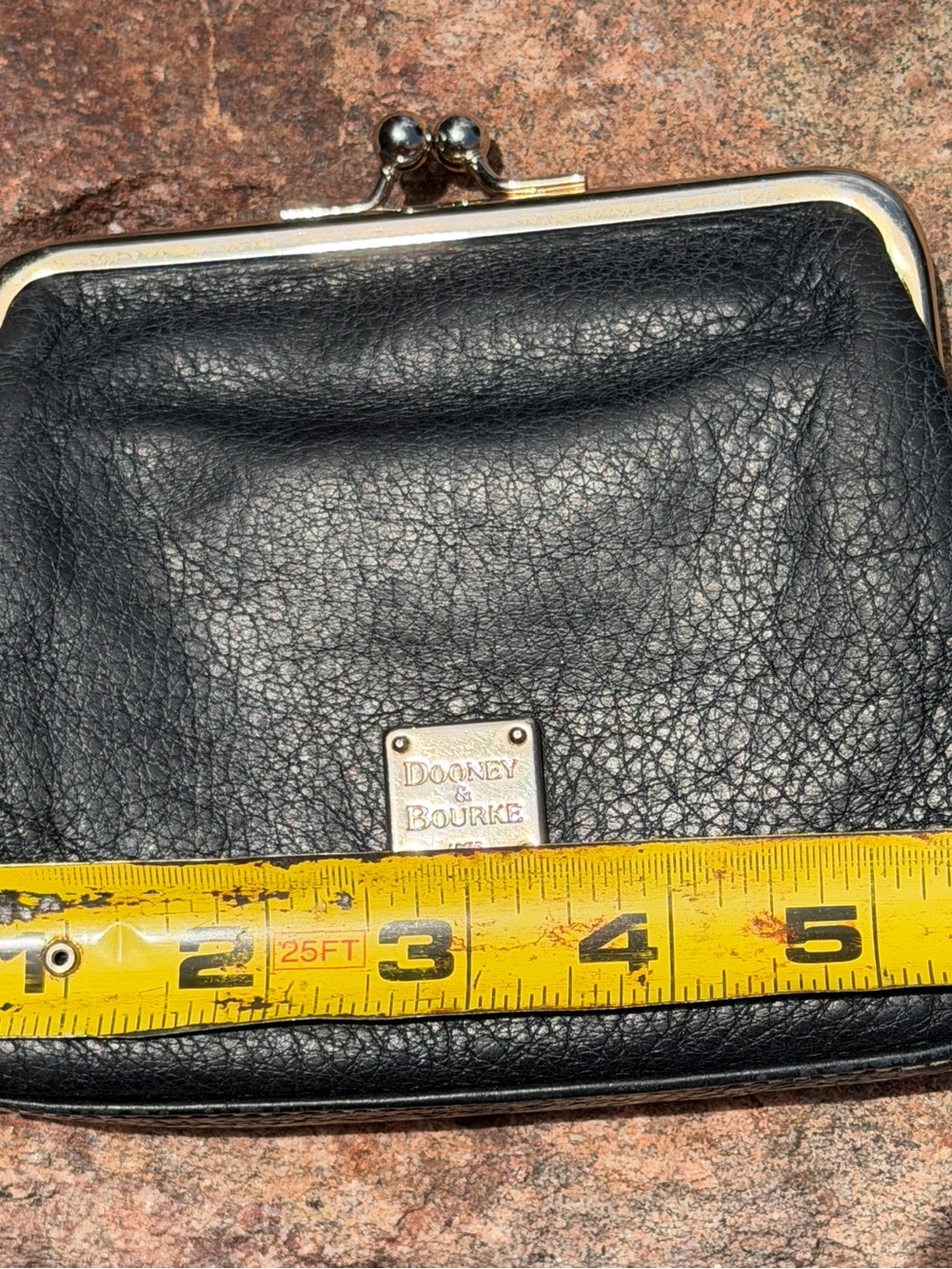 Dooney & Bourke Black Pebbled Leather KissLock Wallet Coin Purse Red Leather EUC - Picture 8 of 11